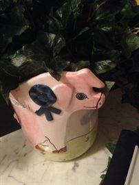 Pig planter