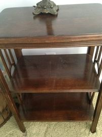 Small side 3-tier table