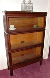 ANTIQUE "GLOBE WERNICKE" LAWYERS BARRISTER BOOKCASE
