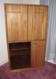 VERY NICE MEDIA/TV CABINET