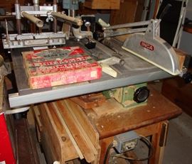 TABLE SAW