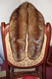 FUR COLLAR/NECK WARMER "IN PRESTINE CONDITION"