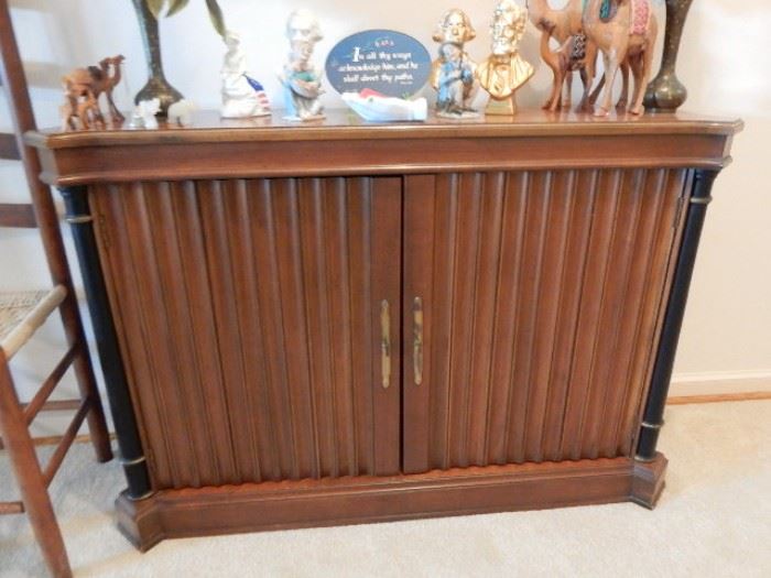 Console Cabinet with Columns