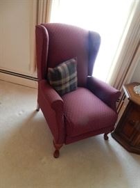 Wing Chair Recliner (1 of 2)

