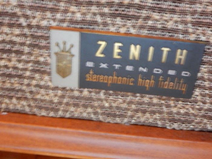 Zenith Label