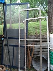 Wood screen door, chicken wire, chicken wire screen doors, galvanized tub