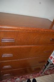 Art Deco 1940's chest of drawers