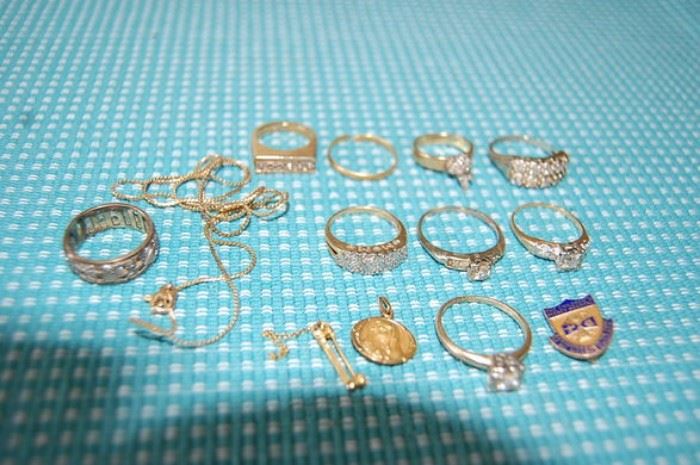 Gold jewelry, diamonds, rings