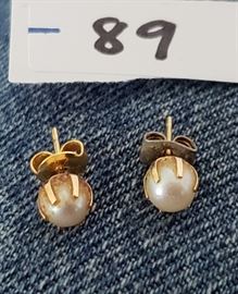 14kt earrings 