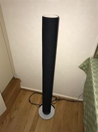 BAND & OLUFSEN CD PLAYER WITH STAND AND TWO SPEAKERS