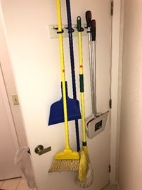 CLEANING SUPPLIES / BROOMS / MOPS