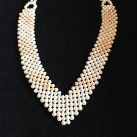 NATURAL PEARL NECKLACE