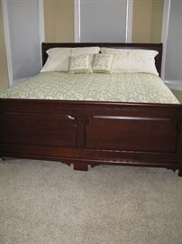 Very Nice Mahogany King Size Panelled Bed
