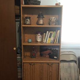 3-tier wooden book shelf with accessories
