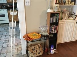 CD’s, DVD’s and more home decor