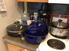 Kitchen - pots and pans & baking dishes 