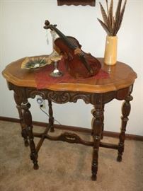 FURNITURE AND DECORE