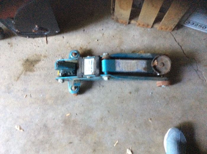 VINTAGE MID CENTURY AQUA CAR JACK PROBABLY FOR A 1956 OR 57 FORD