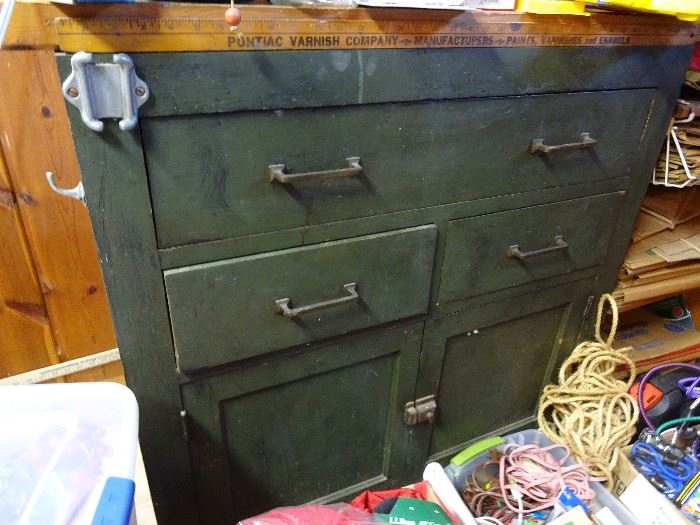 ... superb primitive chest, used as work bench