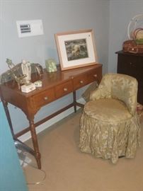 Desk/Vanity, Upholstered Vanity Chair