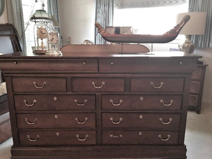 Dresser w/Mirror (Suite includes dresser, 2-nightstands, king bed, tall chest, armoire)