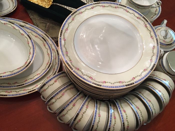 Heinrich & Co Bavarian “Selb” China           service for 12, plus 7 serving pieces. 