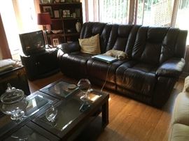 Leather sofa & sectional coffee table
