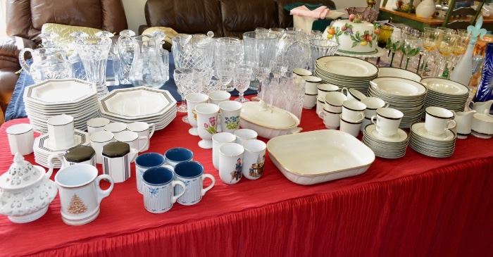 Tables of Ceramics - Porcelain and Crystal