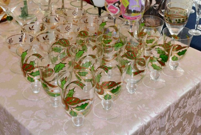 Tables of Ceramics - Porcelain and Crystal
