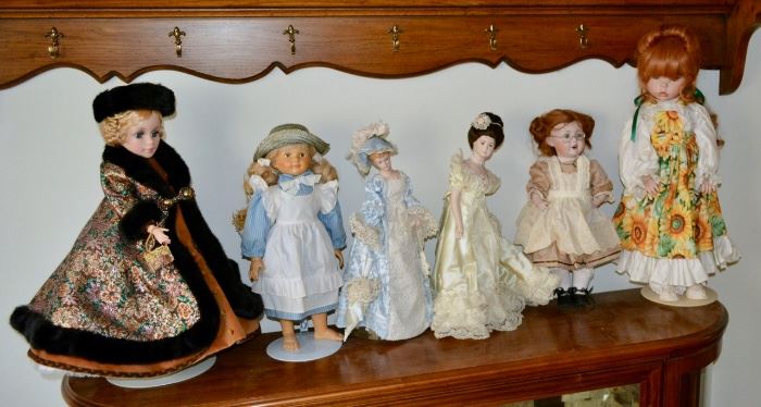 Case FULL of Vintage Dolls