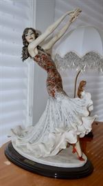 Giuseppe Armani Figurines