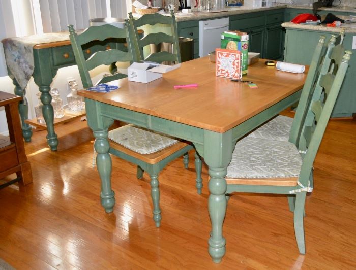 County Dinette Set