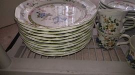 45 pieces Mikasa Heritage imari bouquet