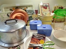 Blue Westinghouse Hall pottery refrigerator dishes