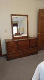 Dresser mirror chest