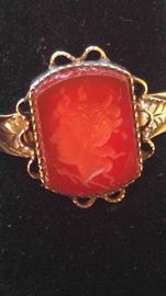 14 kt Gold antique cameo ring