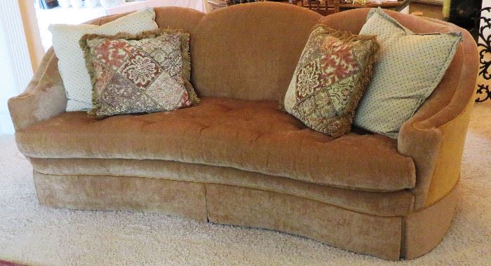 Sherrill Furniture curved sofa - gorgeous & comfy!