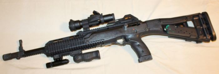  Hi Point .40 caliber carbine with extra mags & accessories