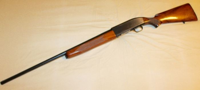 Winchester 50 28” barrel, semi-automatic shotgun - 2 ¾” shell