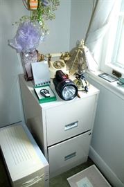 2-drawer filing cabinet