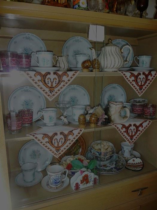 Sadler England teapot/ Ukraine  items