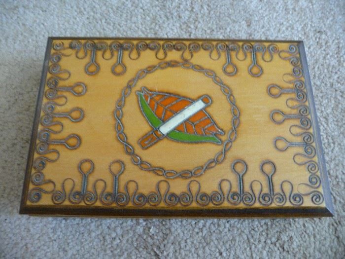antique smoking box  top