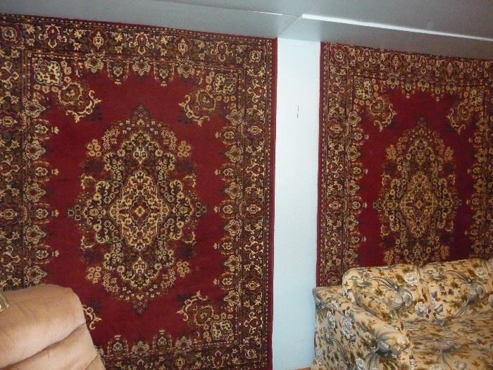 2 matching rugs
