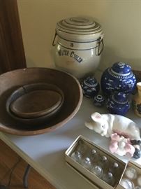 Crock and wooden bowls
