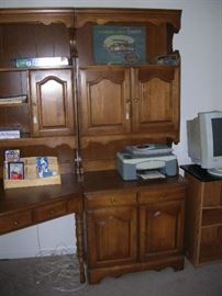 Corner desk and bookcase unit