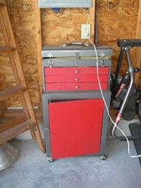 Tool chest