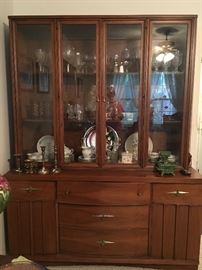 Stanley Mid Century china cabinet