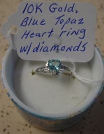 10K Gold, Blue Topaz Heart Ring w/Diamonds
