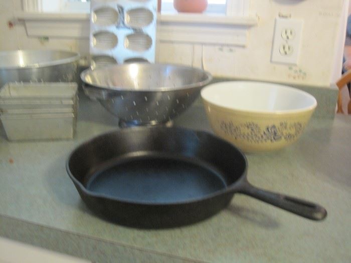 cast iron fry pan