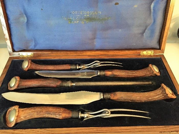 Wonderful Carving Set
